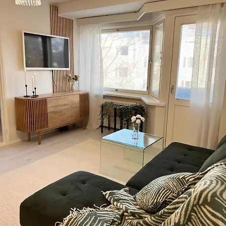 Premium Cityhome -free Wifi & Parking *