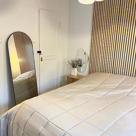Usva Home - Infrared Sauna, Wifi & Free Parking شقة *